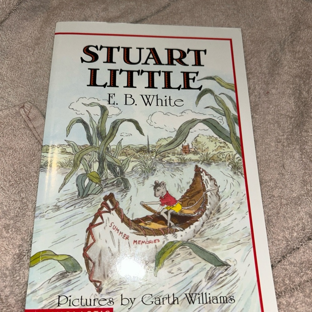 !*KIDS BOOKS 4/$10*! Stuart Little by EB White, Scholastic Paperback